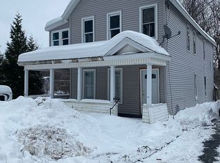 41 Finlay St, Amsterdam, NY 12010