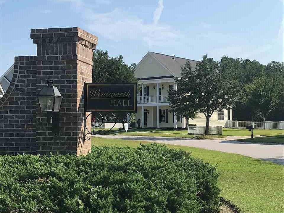 1st image of 909 Charlestowne Blvd