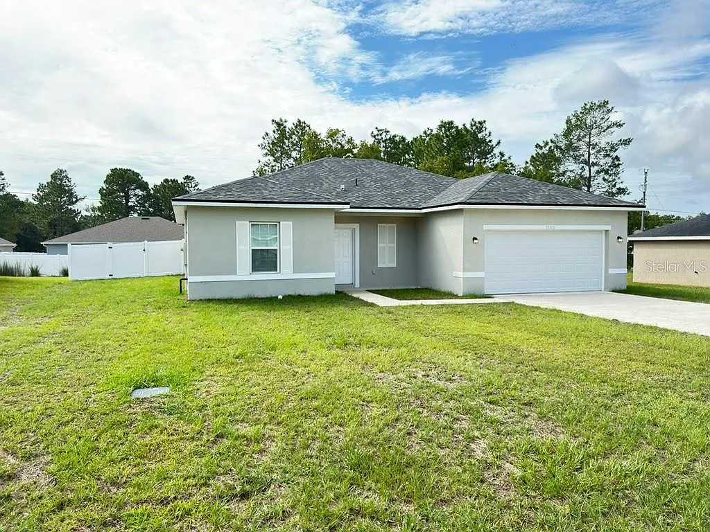 4 bed, 2.0 bath, 1696 sqft, $1,995 — Photo 2