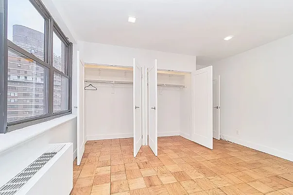 Rented by Mossanen Group | media 22