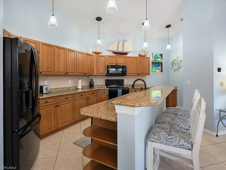 1309 Briarwood Ct — Photo 25