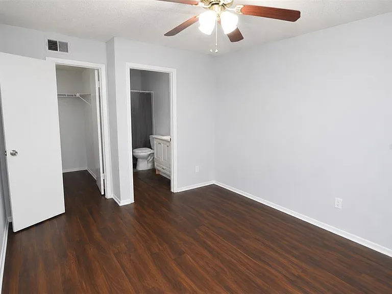 8718 Mallard Reserve Dr #104 — Photo 34