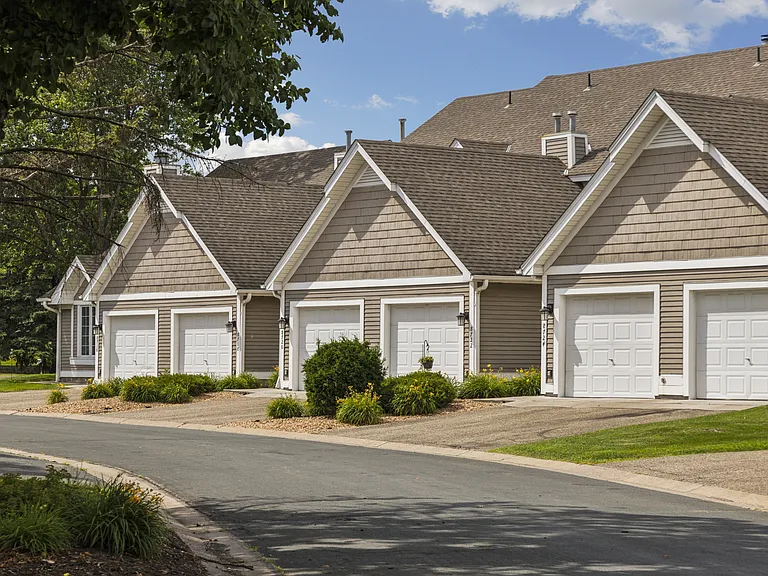 Seasons Villas — Photo 39