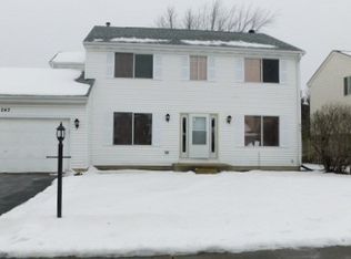 243 Hackberry Dr, Streamwood, IL