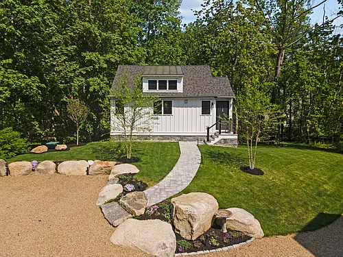 84 Berwick Rd Photo 1
