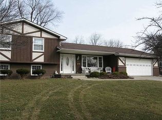 1010 Old Orchard Dr, Wauseon, OH 43567