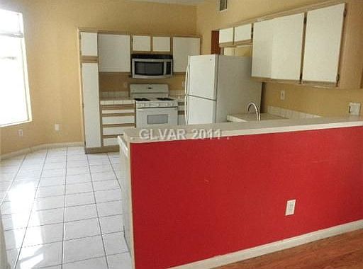 2nd image of 8044 Rock Port Cir