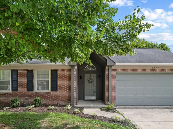 6815 Cherry Laurel Ln, Fishers, IN 46038
