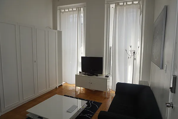 Rented by Lions Share Inc. | media 20