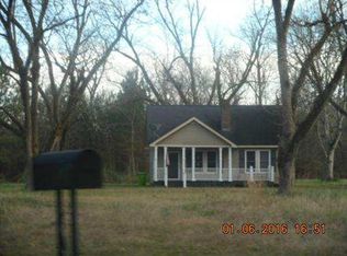 97 Martin Carter Rd, Hopkins, SC 29061