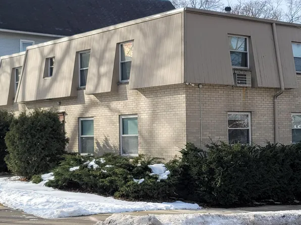 3135 N Bartlett Ave APT 3, Milwaukee, WI 53211