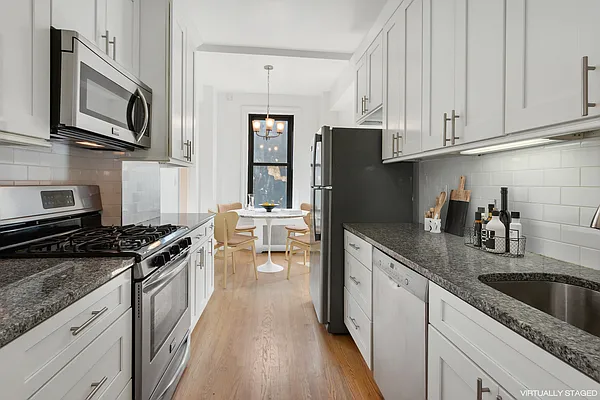 Sold by SERHANT. | media 3