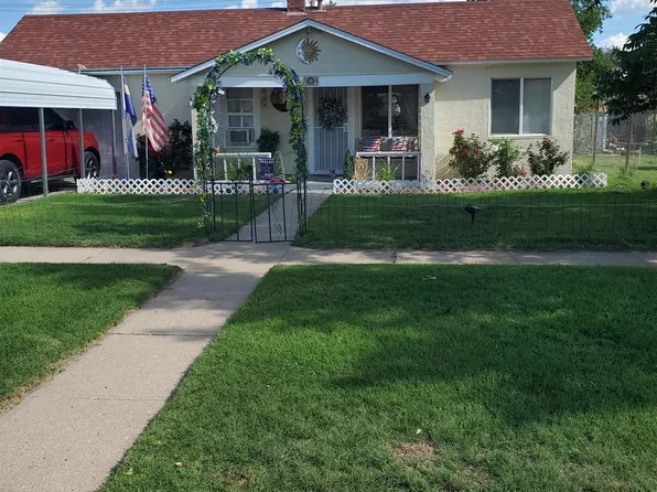 310 Cedar St, Clayton, NM 88415