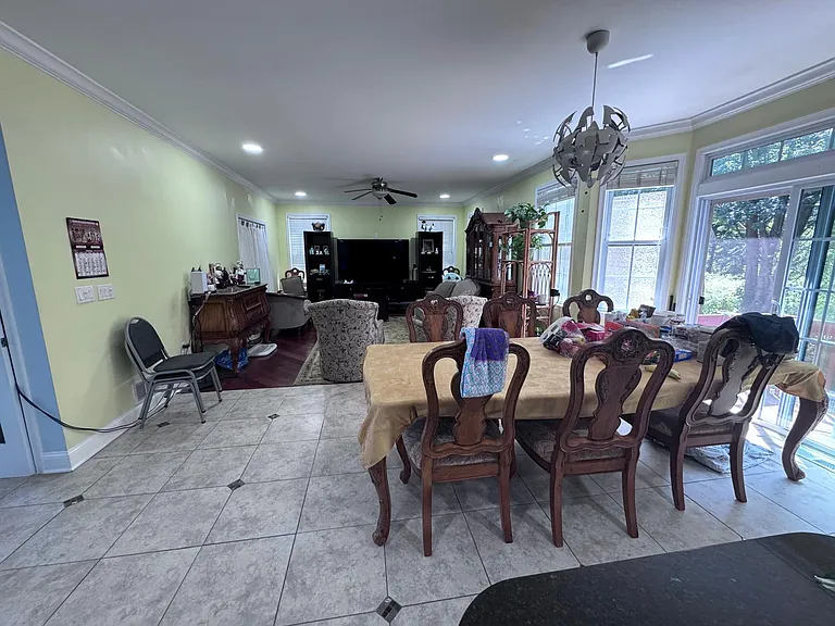 29 Mission Dr — Photo 3