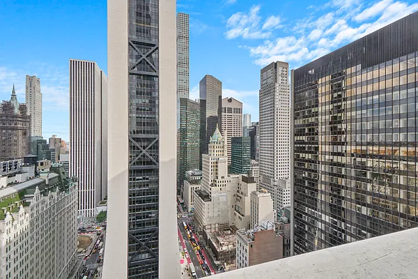 58 West 58th Street #3C in Midtown, Manhattan | StreetEasy