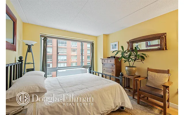 Sold by Douglas Elliman | media 17