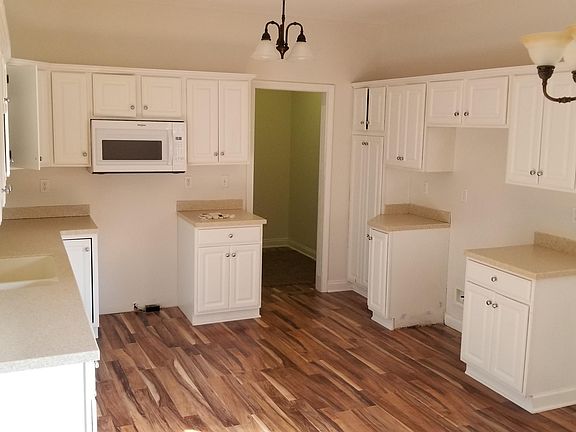 4th image of 120 Fontaine Landing Ct