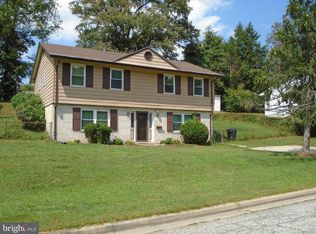 8616 Girard St, Landover, MD 20785