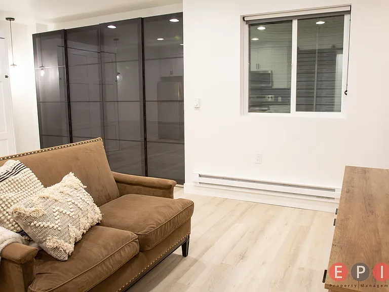 564 Lewski Lane - Residential — Photo 13