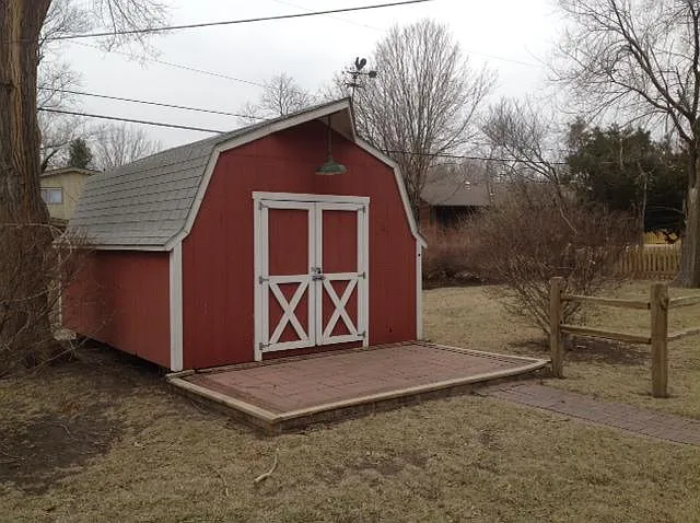 2509 Rosewood Ave — Photo 11