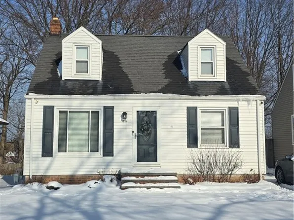 4304 Milford Ave, Parma, OH 44134