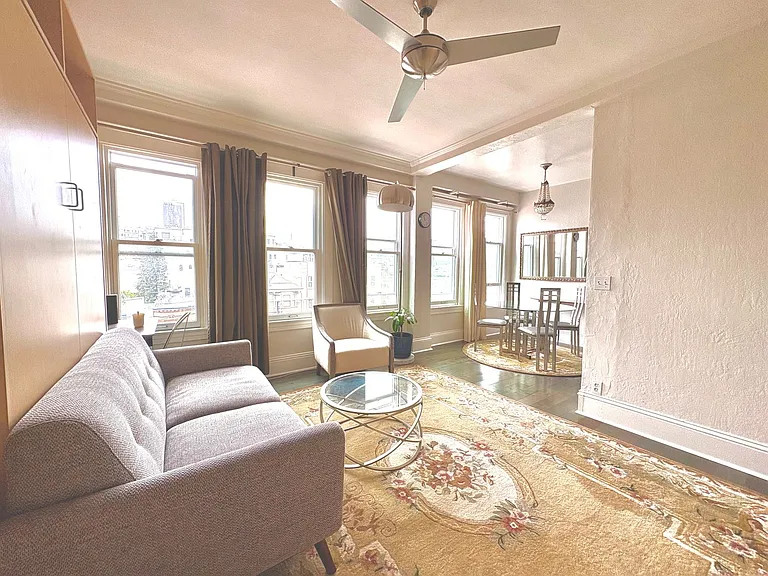 2415 Van Ness Ave #502 — Photo 8