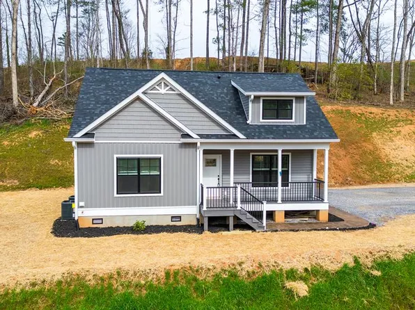 67 Patterson Dr, Dillsboro, NC 28725