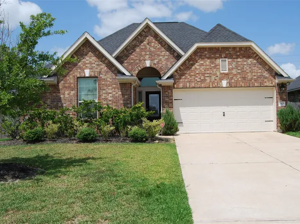 2106 Granite Pass Dr, Pearland, TX 77581