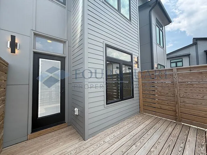 1105 Glascock St #102 — Photo 26