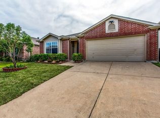 111 Creekview Dr, Wylie, TX 75098