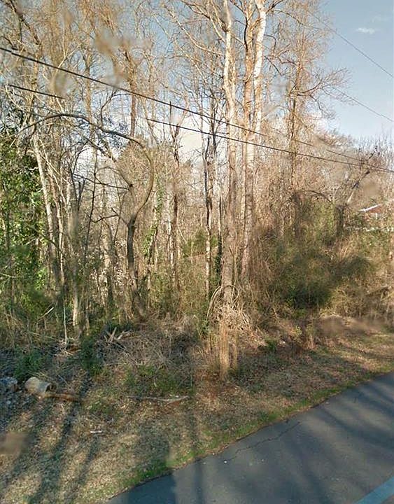 2nd image of 417 Wood St