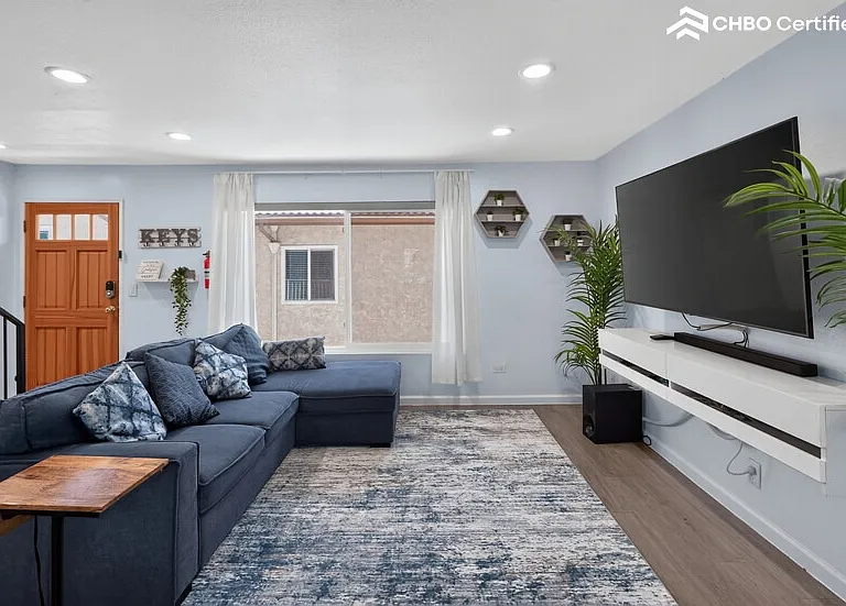 2296 Gaviota Ave #14 — Photo 6