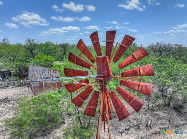 3311 Hunter Rd, New Braunfels, TX 78132