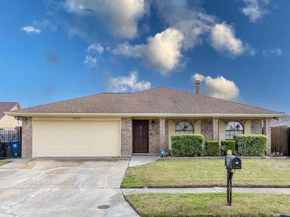 12911 Parlange Ct, New Orleans, LA 70128