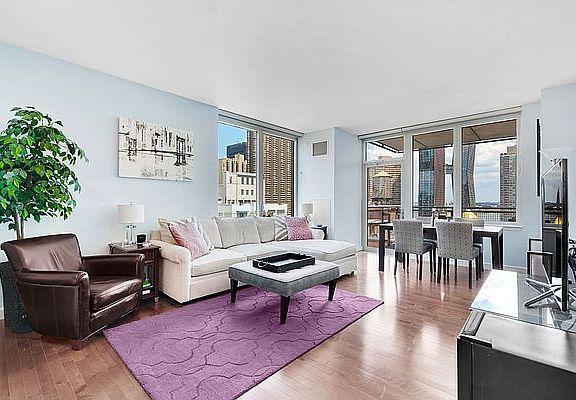 3rd image of 225 E 34th St APT 14B