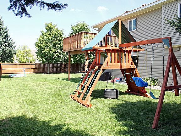 4th image of 1571 Harvest Ln