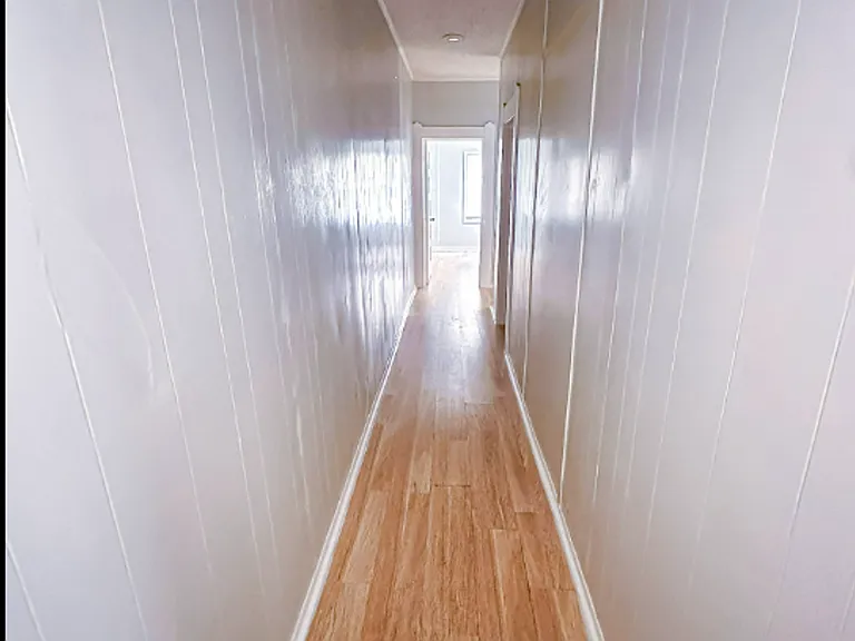 1107 Avenue A — Photo 24