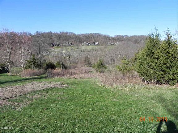 3rd image of 462 Territory Dr