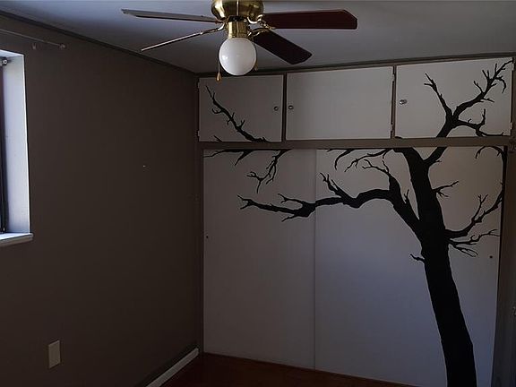 5th image of 522 N H St