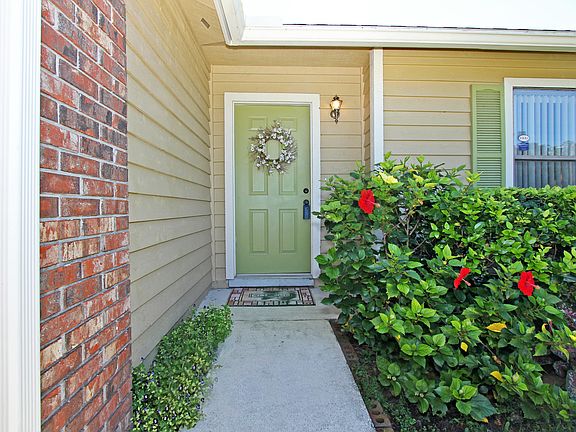 4th image of 8752 Falcon Trace Dr S