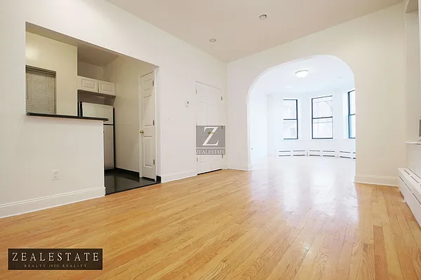 Rented by ZealEstate Group Inc | media 29