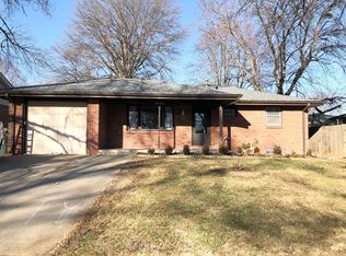 7442 Holdrege St, Lincoln, NE 68505