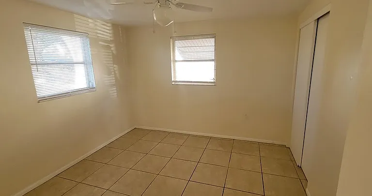 3623 Holiday Lake Dr — Photo 7