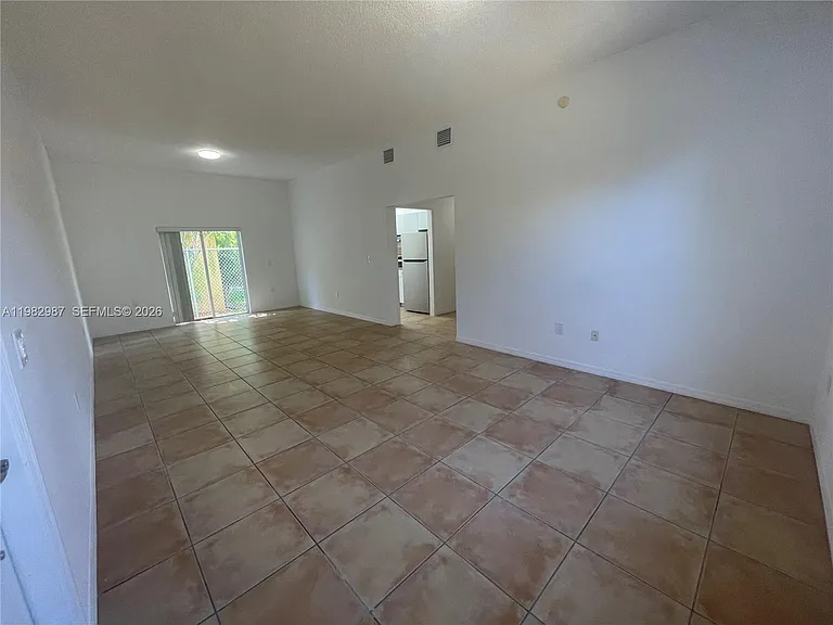 3421 SW 25th St #1 — Photo 7