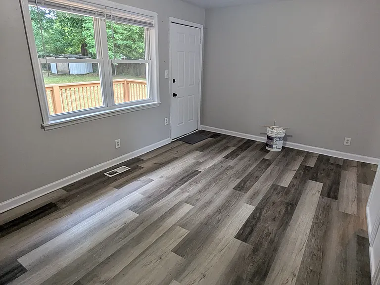 18 Dauphine Pl — Photo 6