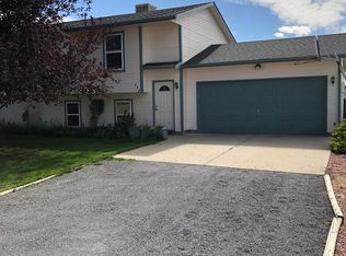 258 W Fairknoll Dr, Pueblo West, CO 81007