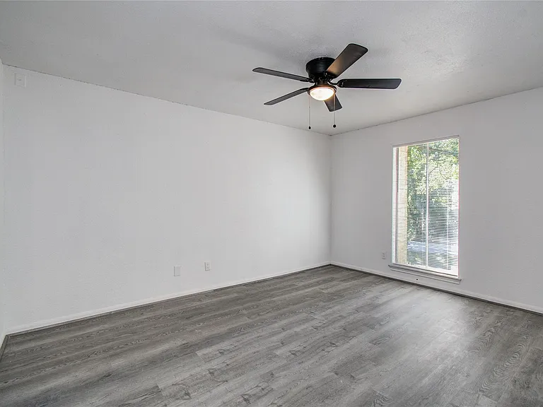 619 River Plantation Dr — Photo 29