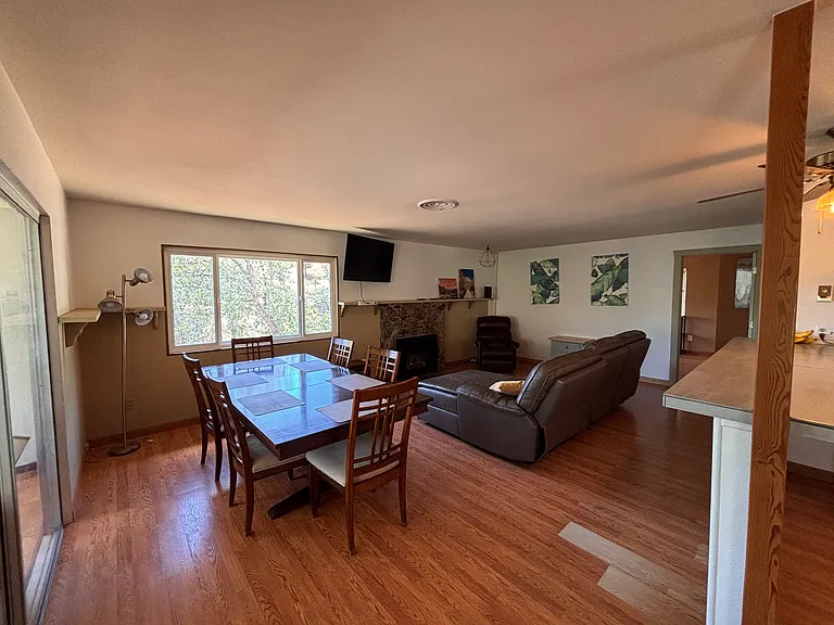483 Rio Vista Dr — Photo 3