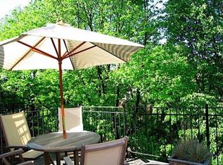 4 Tileston Pl, Boston, MA 02113