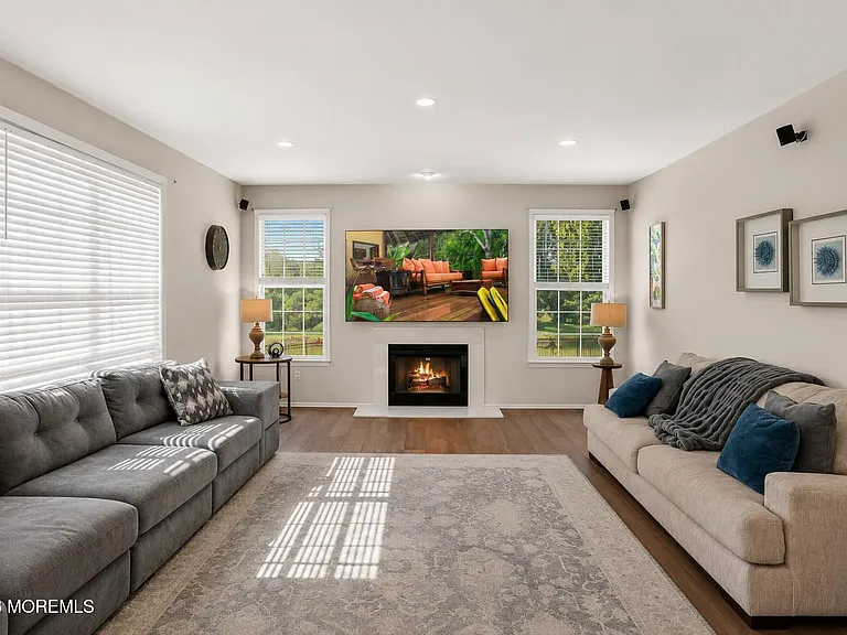 14 Heathrow Ct — Photo 14